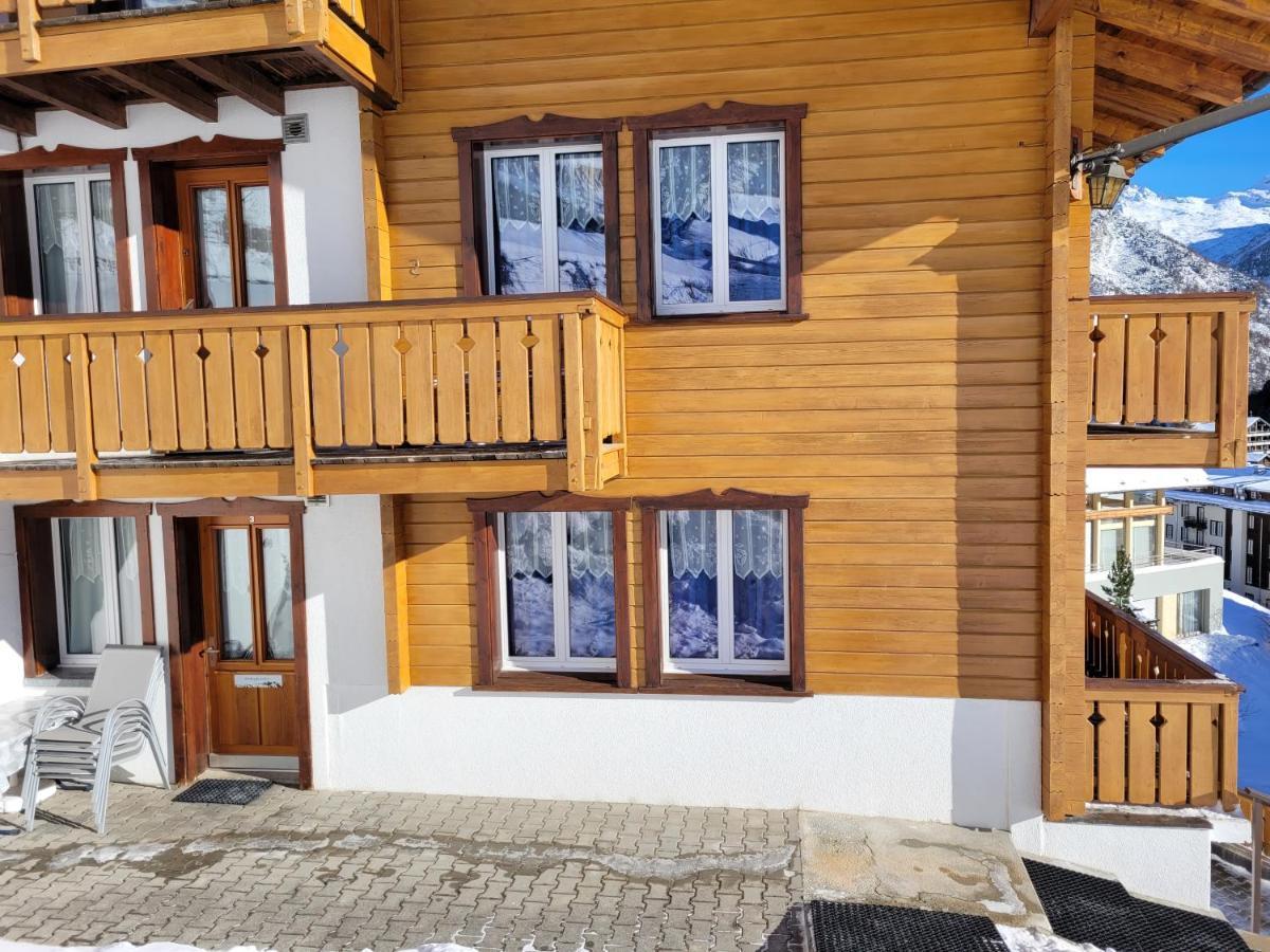 Chalet Ideal Saas-Fee Bagian luar foto